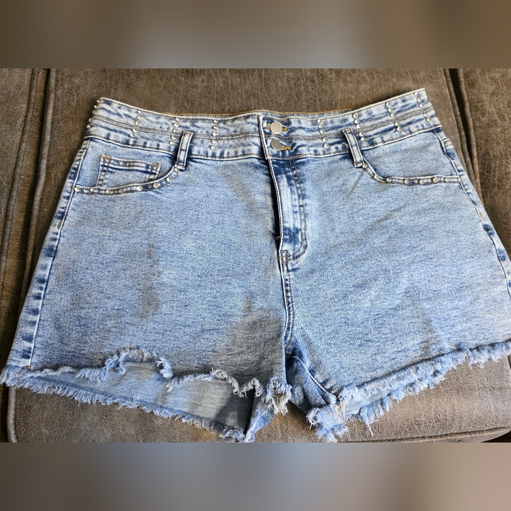 Stretchy Denim Rhinestone Shorts Size 16 XL